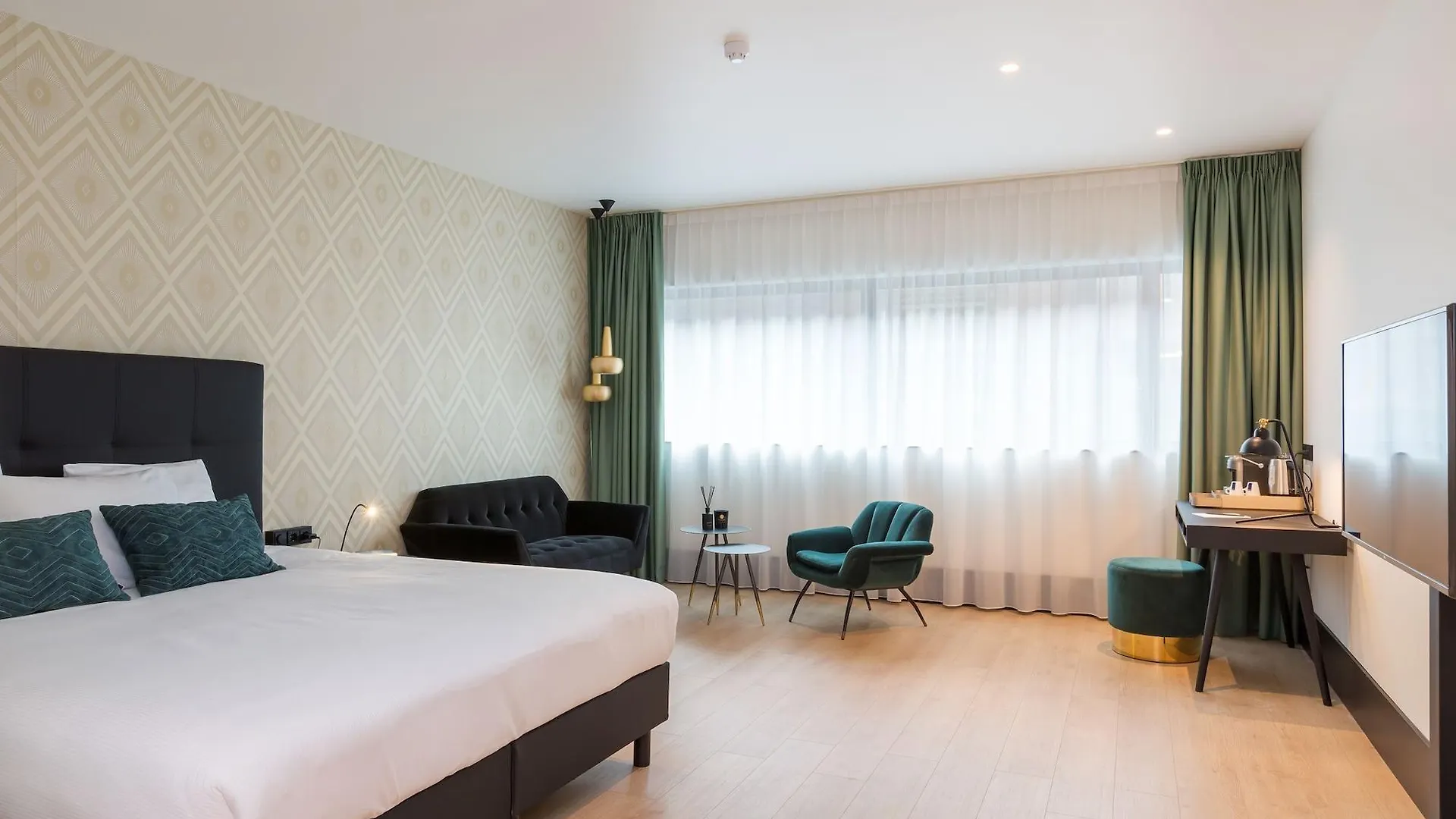 *** Otel The James Rotterdam Hollanda